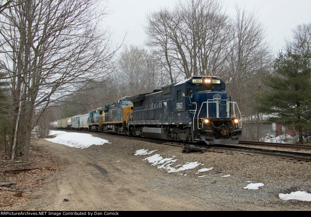 MEC 5963 Leads M427 at Cook's Crossing